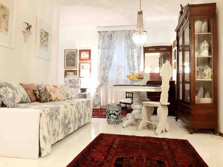 La Villa Bianca - Appartamento In Villa Sesto Fiorentino Exteriör bild