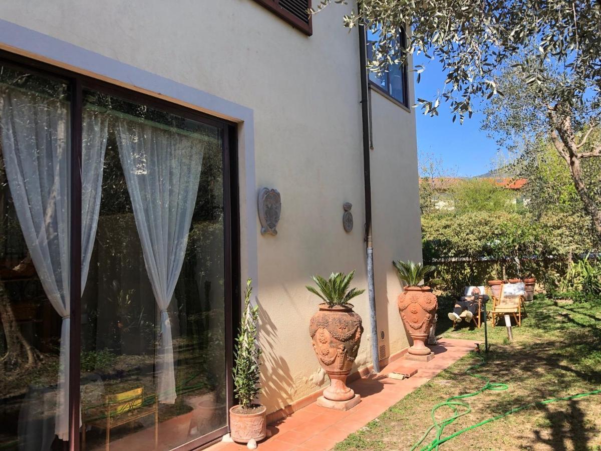 La Villa Bianca - Appartamento In Villa Sesto Fiorentino Exteriör bild